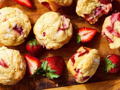 strawberry muffins